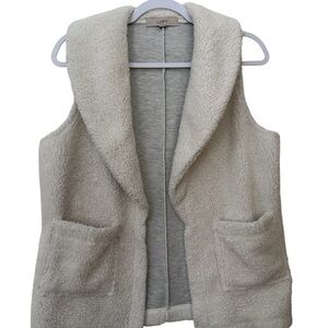 LOFT Ivory Sherpa Open Vest with Patch Pockets